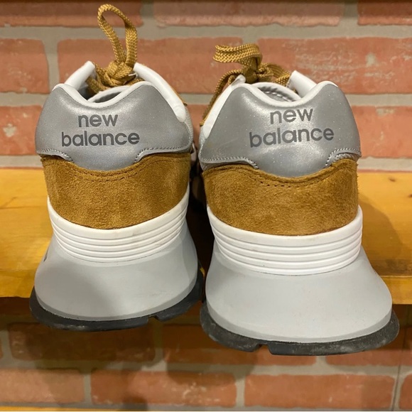 (New) New Balance Tan RC1300 Size 9.5